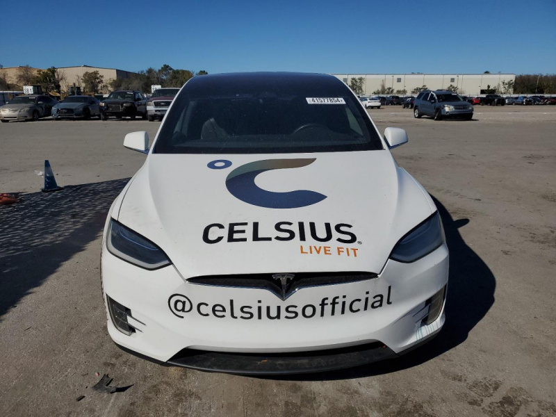 Tesla Model X 2016