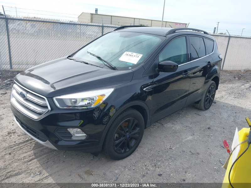 Ford Escape Se 2018 Black 1.5L