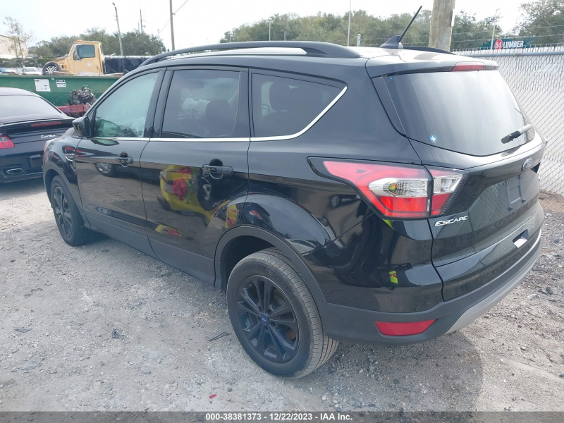 Ford Escape Se 2018 Black 1.5L