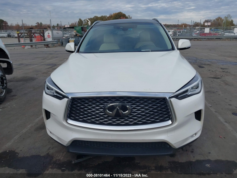 Infiniti Qx50 Luxe 2019 White 2L