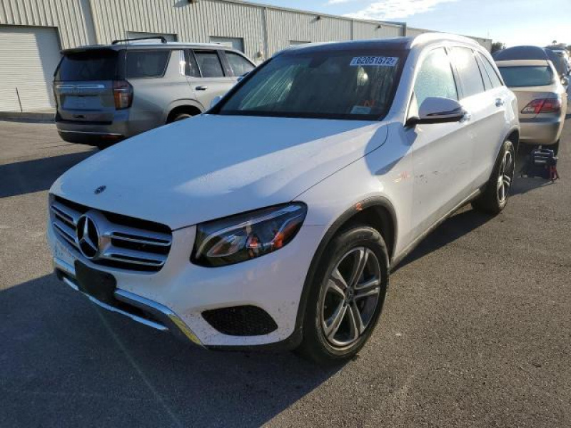 Mercedes-Benz Glc 300 4Matic 2019 White 2.0L