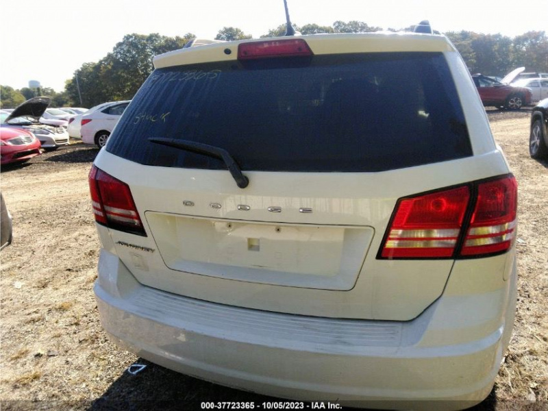 Dodge Journey Se 2018 White 2.4L
