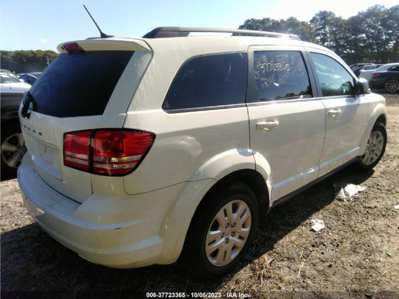 Dodge Journey Se 2018 White 2.4L
