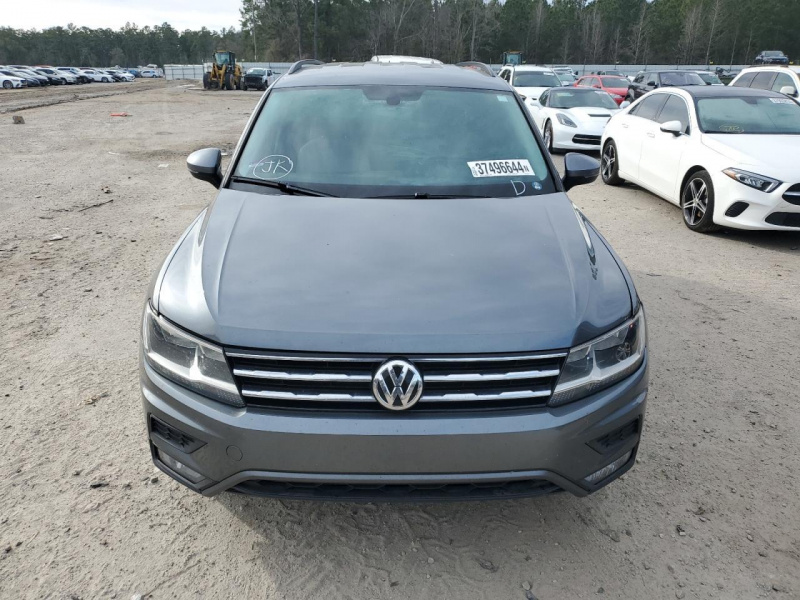 Volkswagen Tiguan Se 2018 Gray 2.0L 