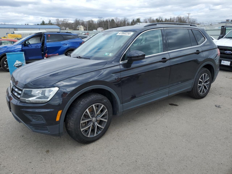  Volkswagen Tiguan Se 2019 Black 2.0L