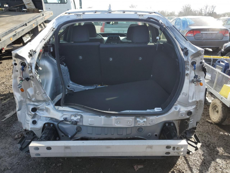 Toyota Prius 2016 Silver 1.8L