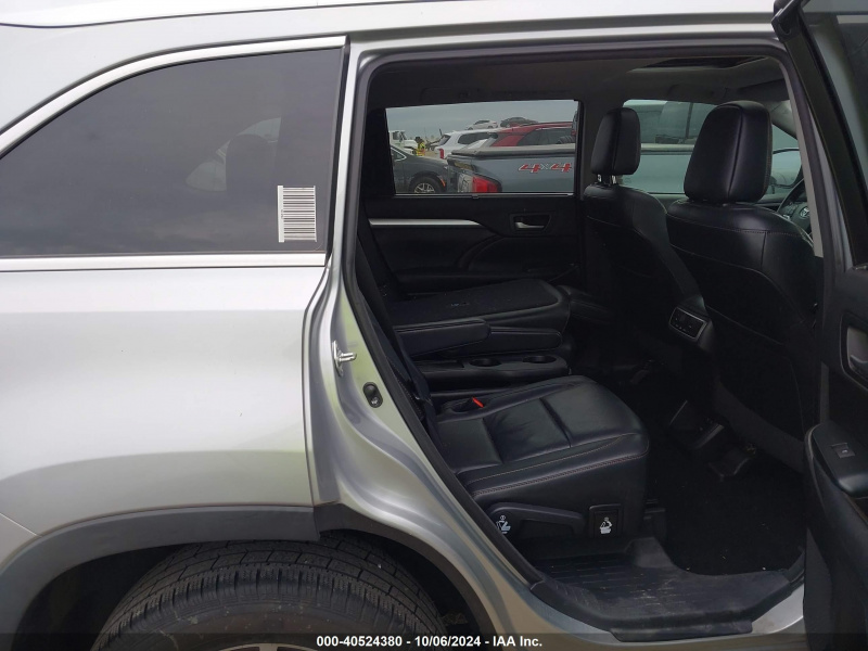 Toyota Highlander Xle 2017 Silver 3.5L
