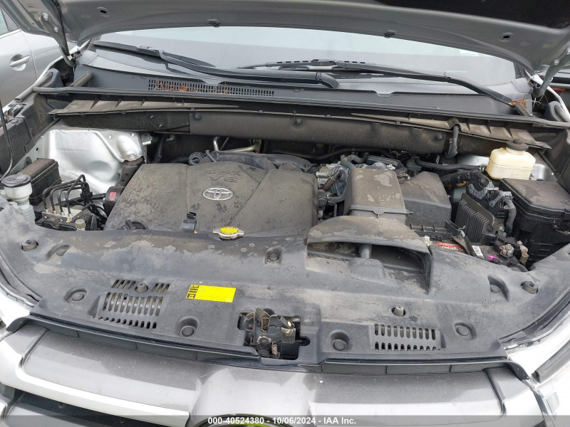 Toyota Highlander Xle 2017 Silver 3.5L