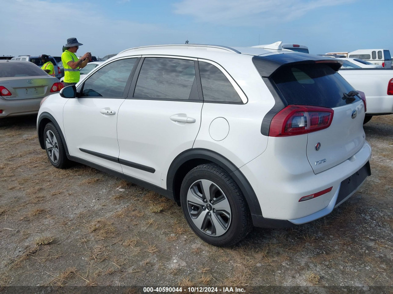 Kia Niro Lx 2017 White 1.6L