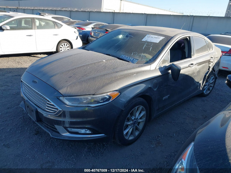 Ford Fusion Energi Titanium 2017 Gray 2.0L
