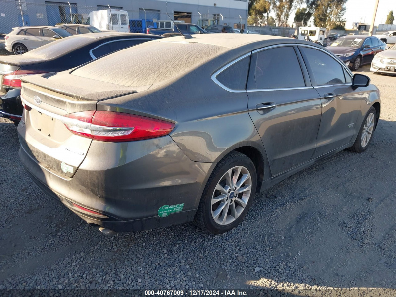 Ford Fusion Energi Titanium 2017 Gray 2.0L