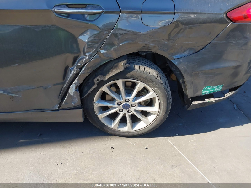 Ford Fusion Energi Titanium 2017 Gray 2.0L