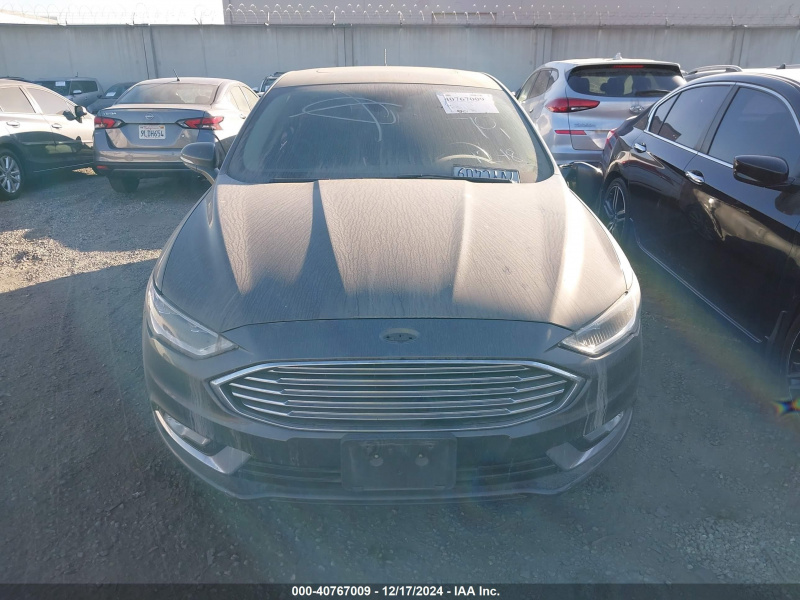 Ford Fusion Energi Titanium 2017 Gray 2.0L