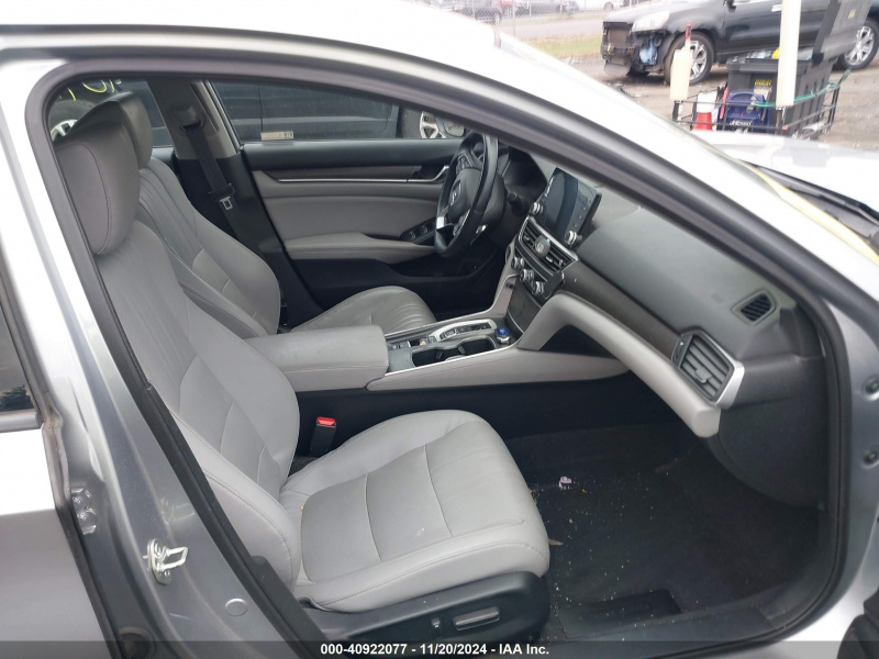 Honda Accord Hybrid Touring 2018 Silver 2.0L