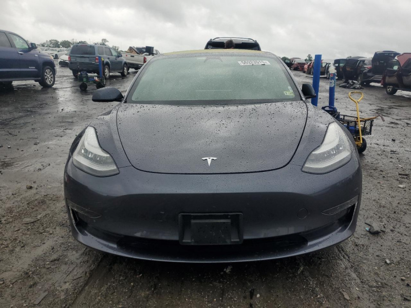 Tesla Model 3 2018 Gray