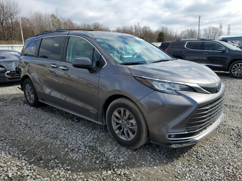Toyota Sienna Xle 2021 Charcoal 2.5L