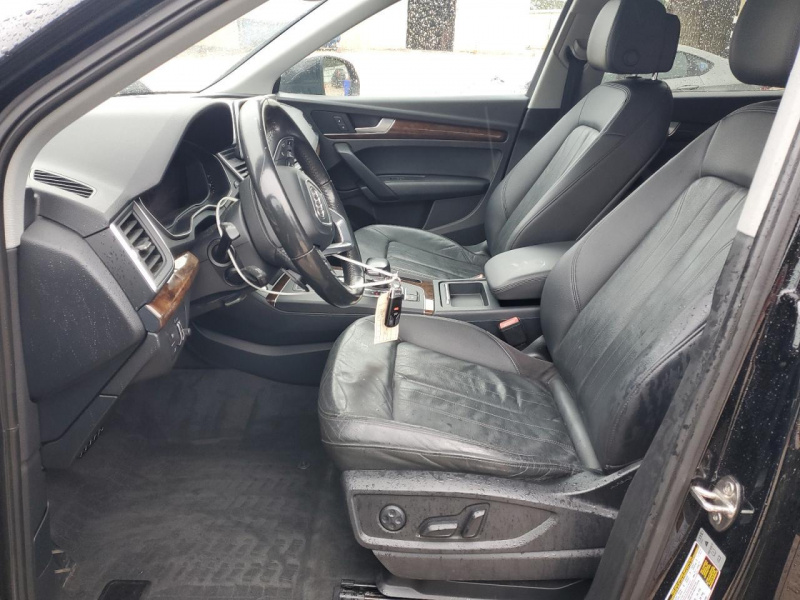 Audi Q5 Premium Plus 2018 Black 2.0L