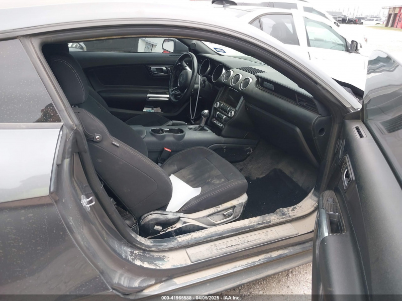 Ford Mustang Ecoboost Fastback 2021 Gray 2.3L