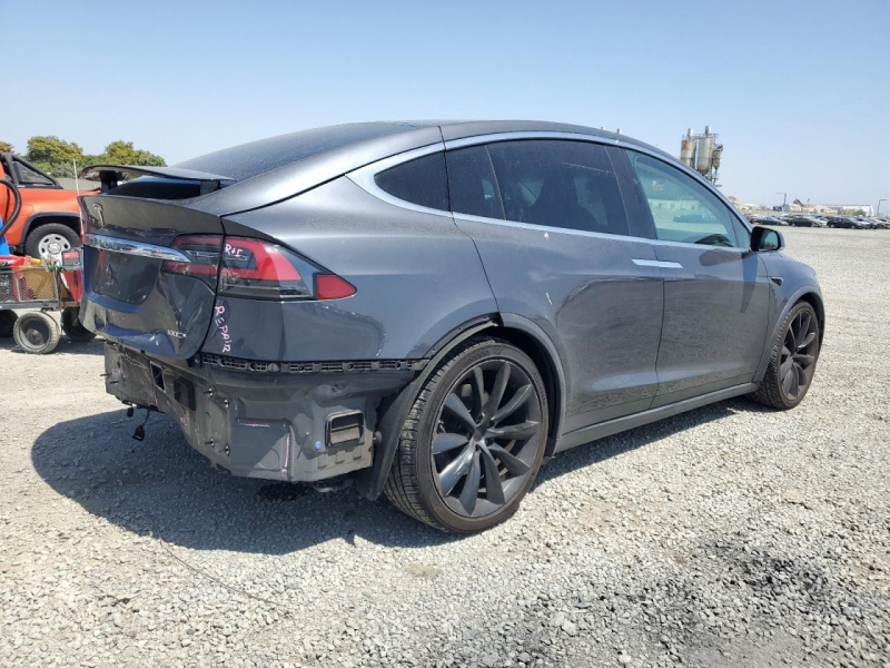 Tesla Model X 2019 Gray