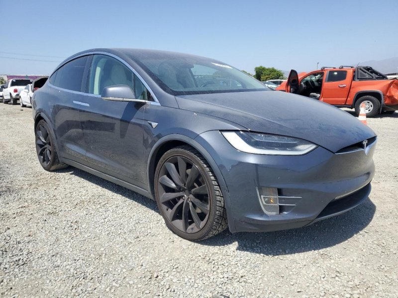 Tesla Model X 2019 Gray
