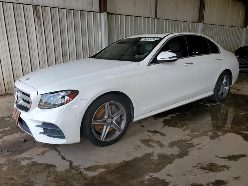 Mercedes-Benz E 300 4Matic 2017 White 2.0L