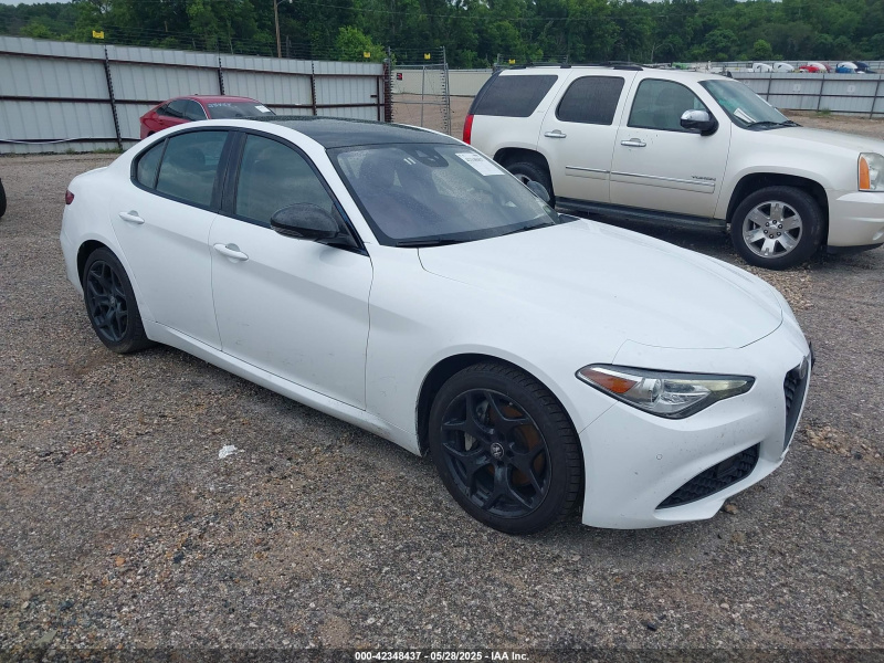 Alfa Romeo Giulia Rwd 2021 White 2.0L