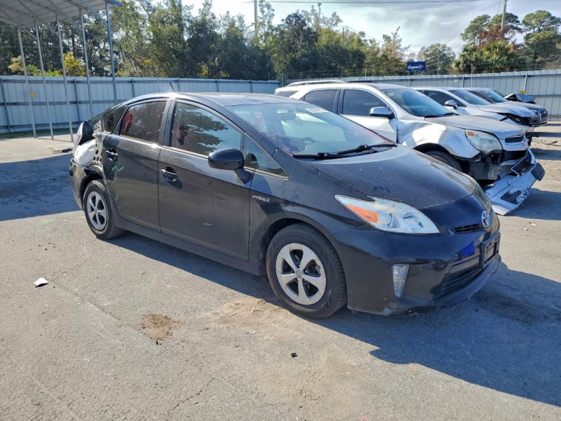 Toyota Prius 2015 Black 1.8L