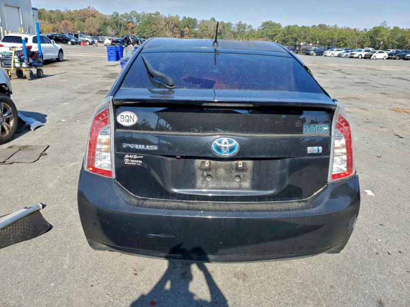 Toyota Prius 2015 Black 1.8L