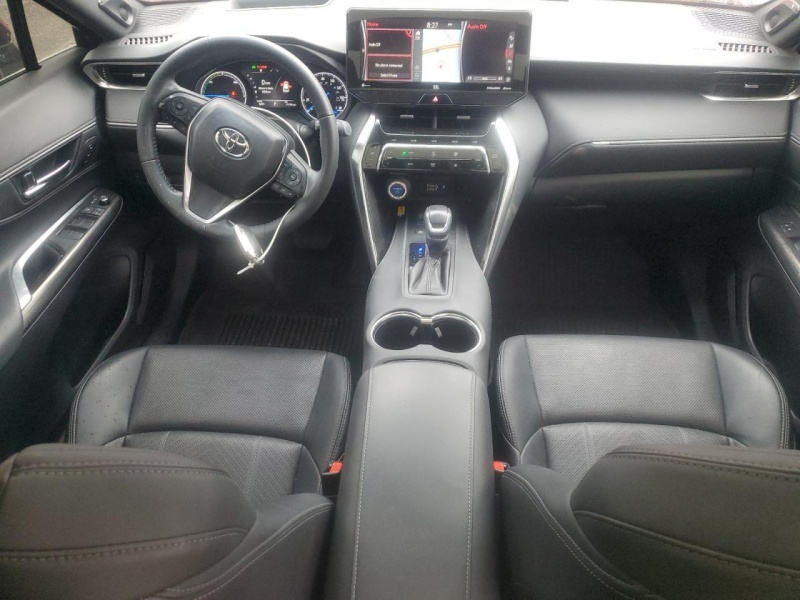 Toyota Venza Le 2021 Red 2.5L