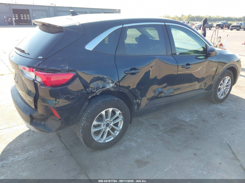 Ford Escape Se Hybrid 2021 Black 2.5L