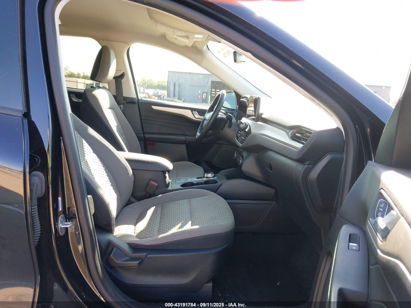 Ford Escape Se Hybrid 2021 Black 2.5L