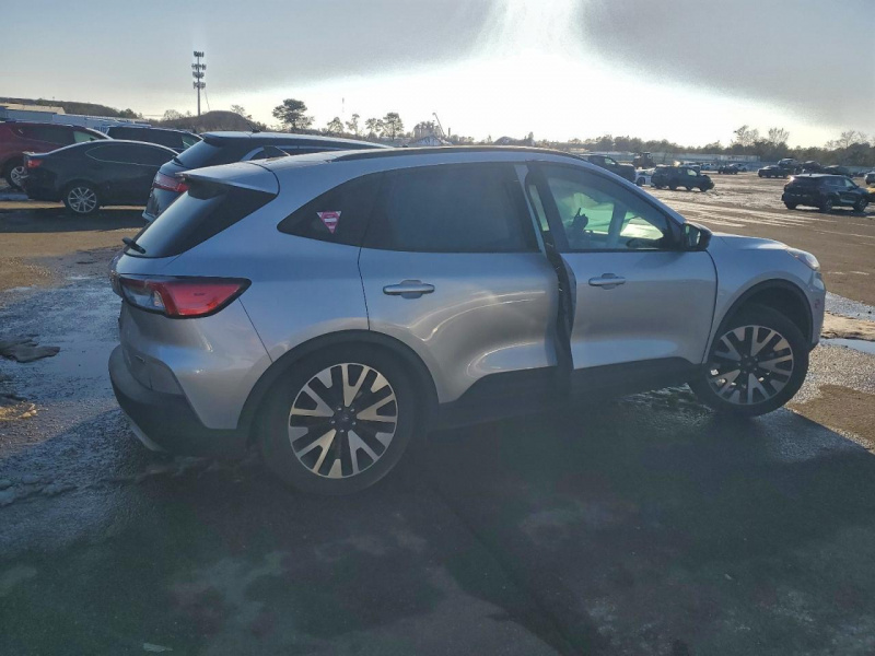 Ford Escape Se Sport 2020 Silver 2.5L