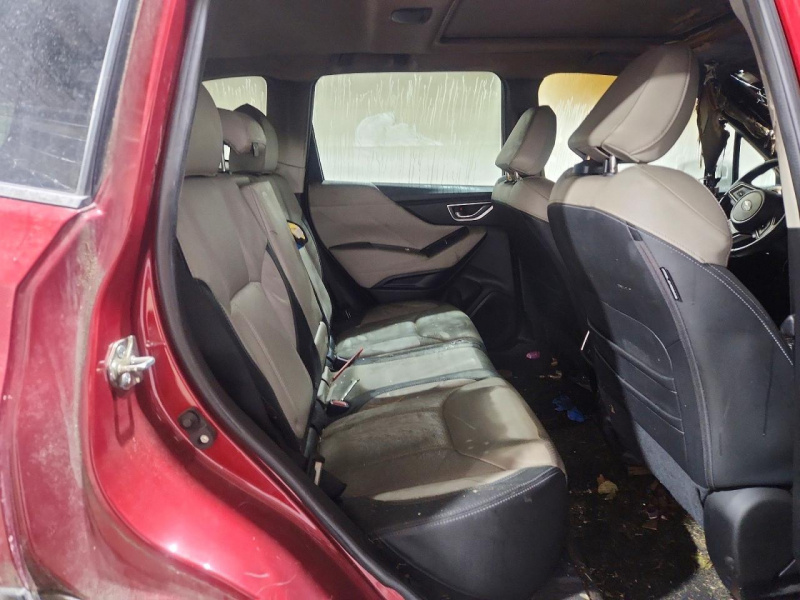 Subaru Forester Limited 2019 Red 2.5L