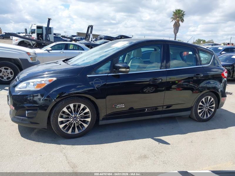 Ford C-Max Energi Titanium 2017 Black 2.0L