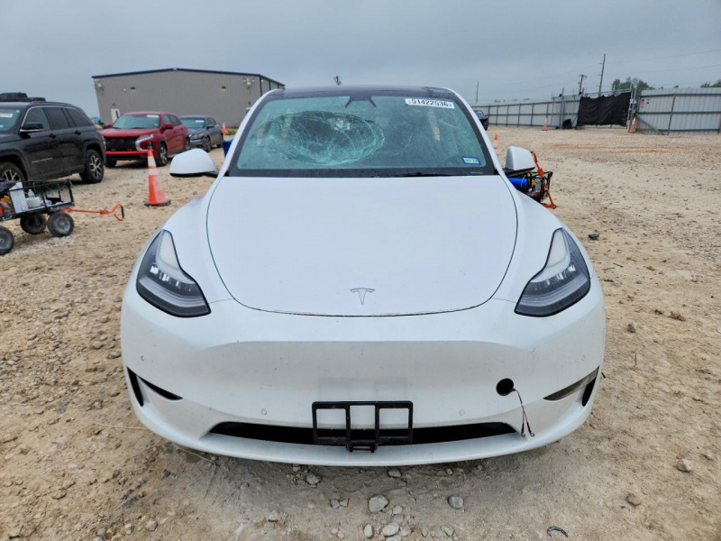 Tesla Model Y 2021 White