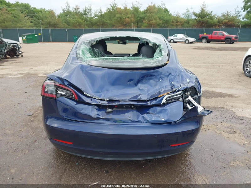 Tesla Model 3 2018 Blue