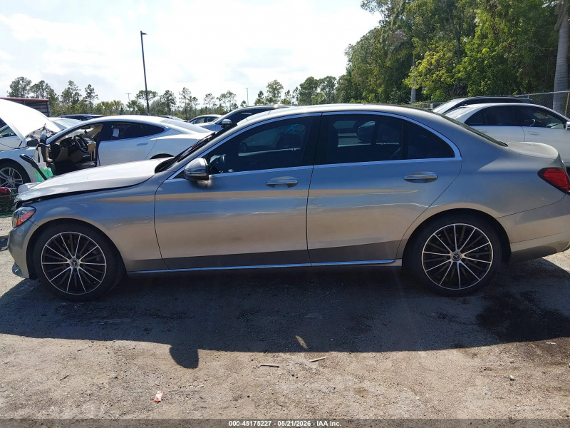 Mercedes-Benz C 300 2019 Silver 2.0L