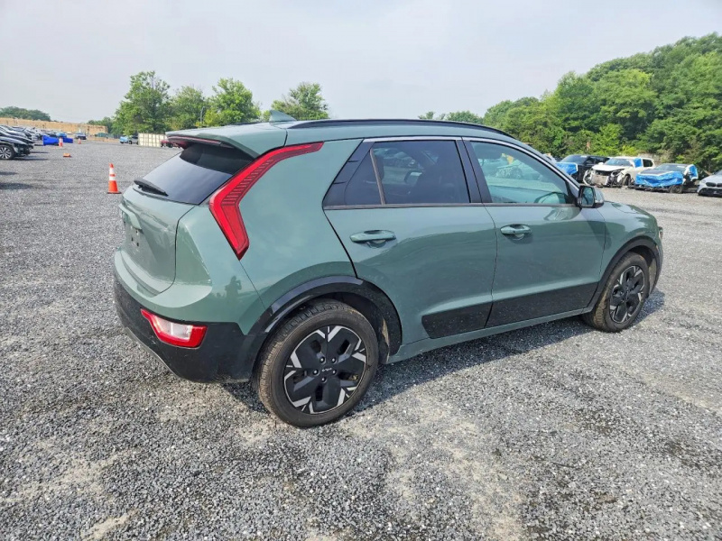 Kia Niro Wind 2023 Green