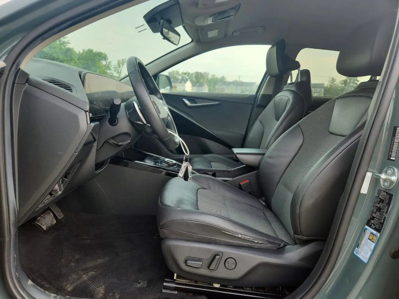 Kia Niro Wind 2023 Green