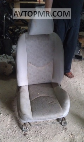 Пассажирское сидение Toyota Rav4 06-12 без airbag