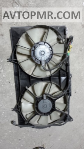 Motorul ventilatorului de răcire stânga pentru Toyota Solara 3.3 04-08.