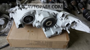 Far dreapta față Toyota Camry v40 07-09 goală, hibrid Halogen