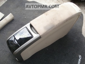 Консоль центральная подлокотник и подстаканники Toyota Prius 20 04-09 серая