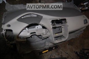 Panoul frontal al torpilei fără AIRBAG Nissan Leaf 11-17 bej.