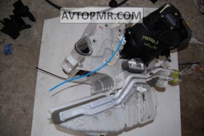 Печка в сборе Mazda3 03-09