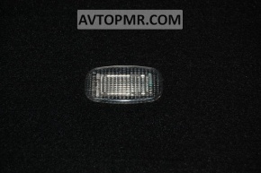 Plafonul de iluminare al portbagajului Mercedes W211