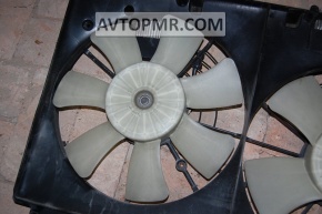 Paletele ventilatorului de răcire dreapta Mazda CX-7 06-09