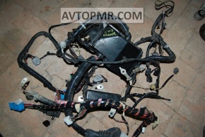 Проводка подкапотная с блоком предохранителей Mazda CX-7 06-09