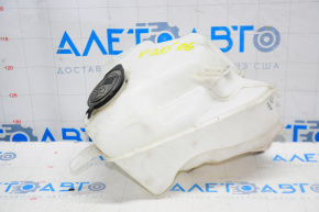 Бачок омывателя Toyota Prius 20 04-09 с крышкой