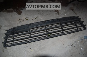 Нижняя решетка переднего бампера Toyota Corolla e12 02-06 5d 3d